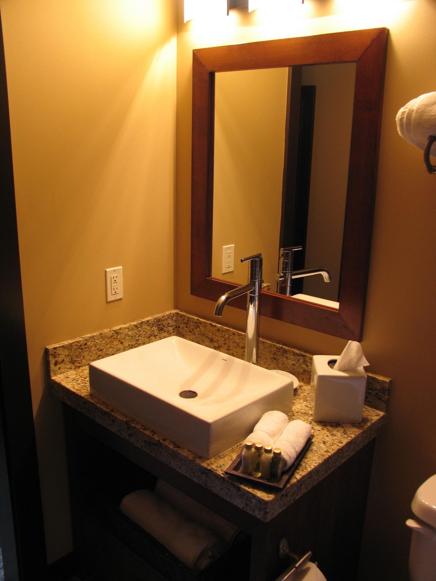 Hotel Silver Creek Canmore