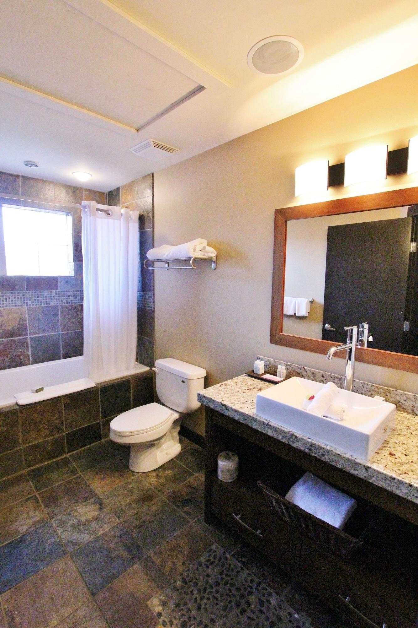 Silver Creek Hotel